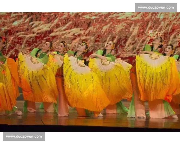 《激情四溢的球迷之歌：唱响绿茵场上的荣耀与梦想》