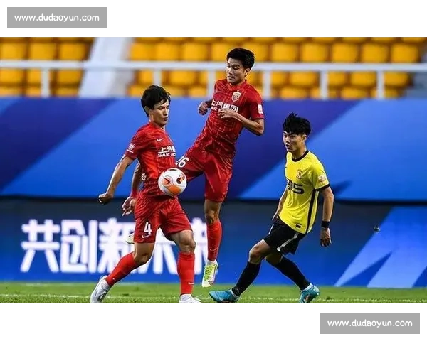 聚焦赛后数据统计全面解析球队表现与胜负关键因素及战术执行效果评估 聚焦赛后数据统计全面解析球队表现与胜负关键因素及战术执行效果评估